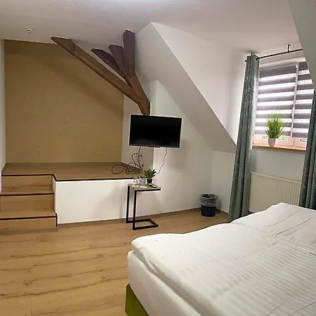 Zum Rohrbach Hotel